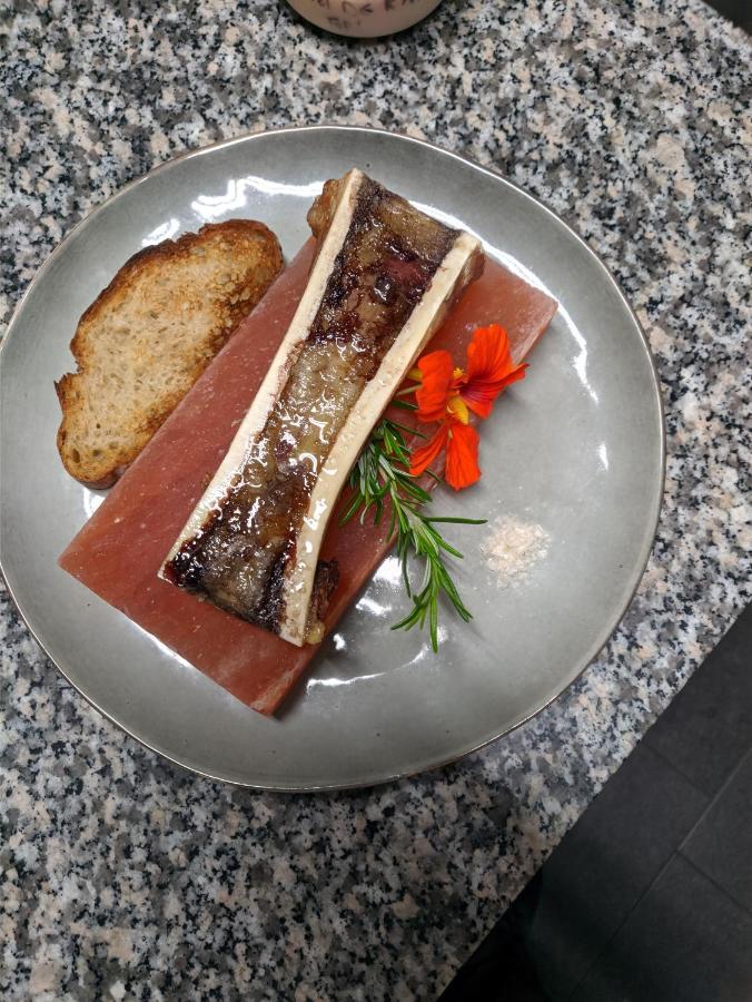 B&B Restaurant Le Pernollet Evionnaz Εξωτερικό φωτογραφία