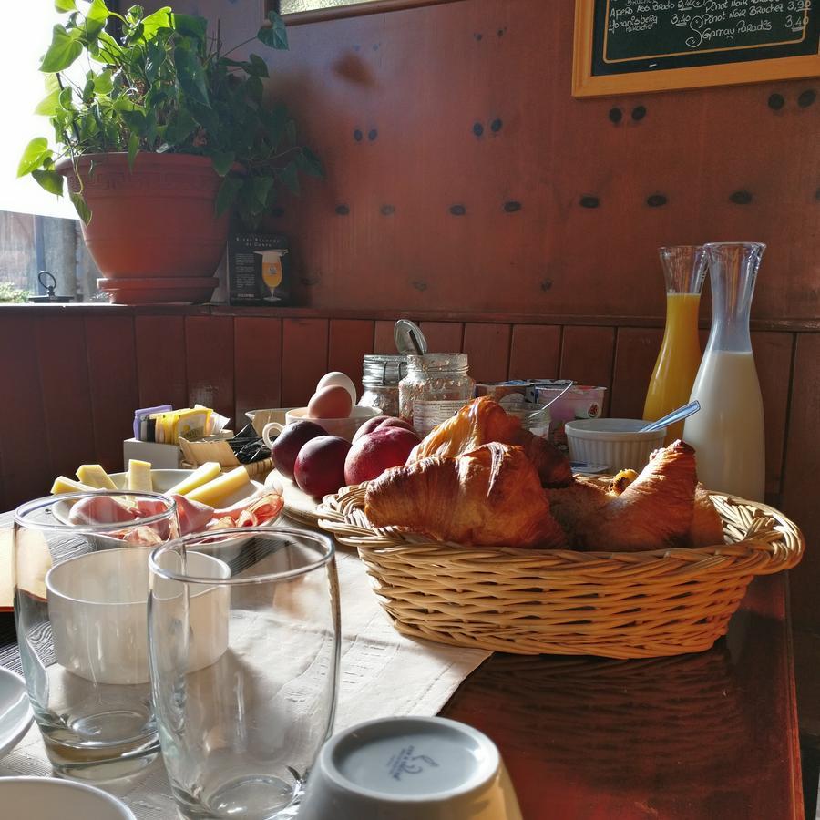 B&B Restaurant Le Pernollet Evionnaz Εξωτερικό φωτογραφία